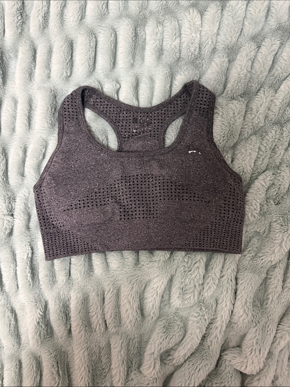 L.A. Gear Women's Seamless Racerback Sports Bra in Charcoal Gray